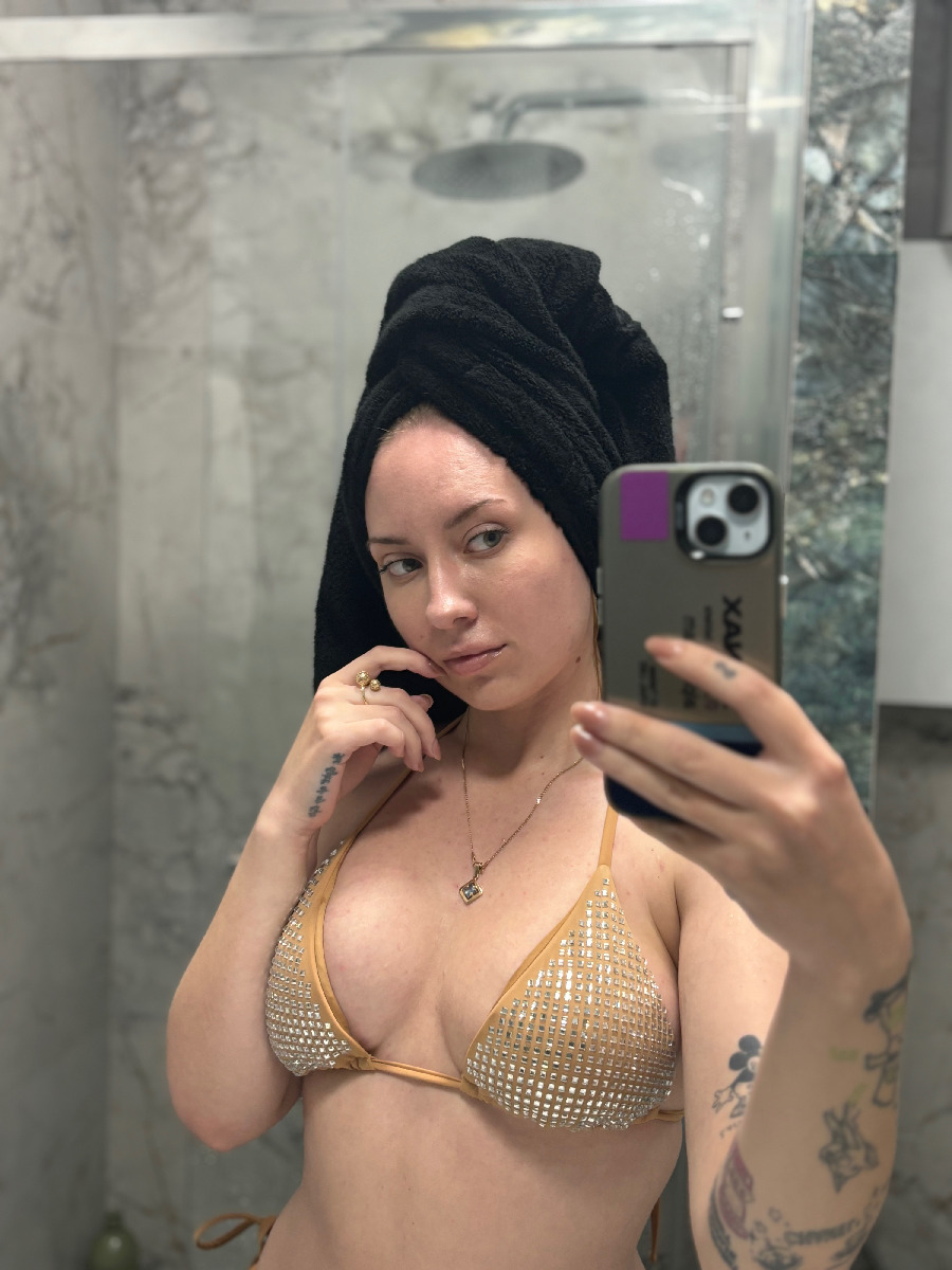 Nude girl KateV in Porto Alegre