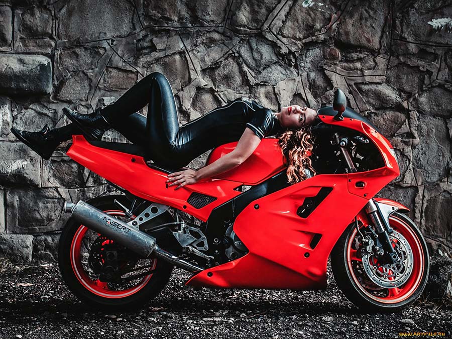 Beautiful girl Beautiful girls and motorcycles in Porto Alegre