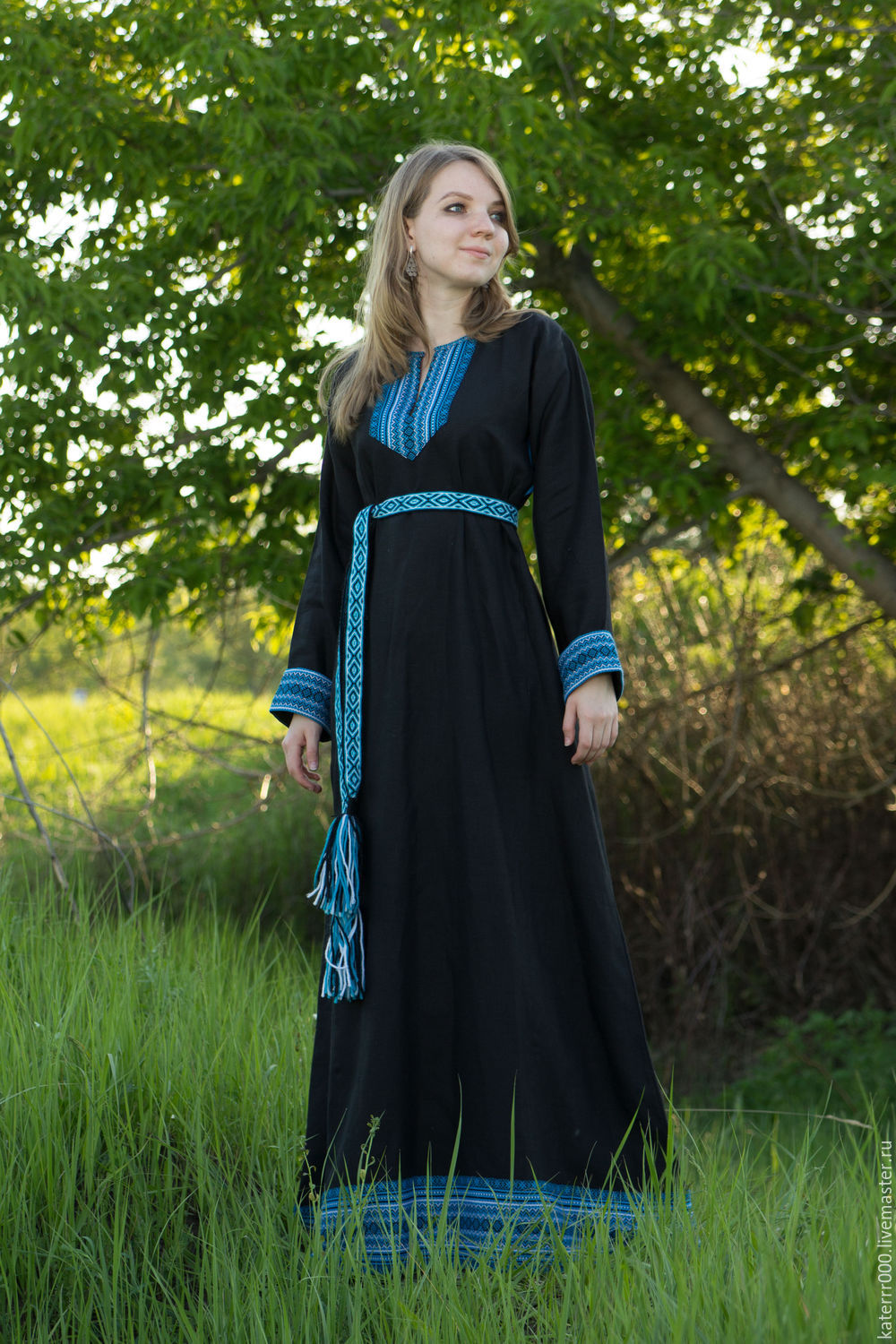 A dreamy vibe from Women in Slavic costumes — join